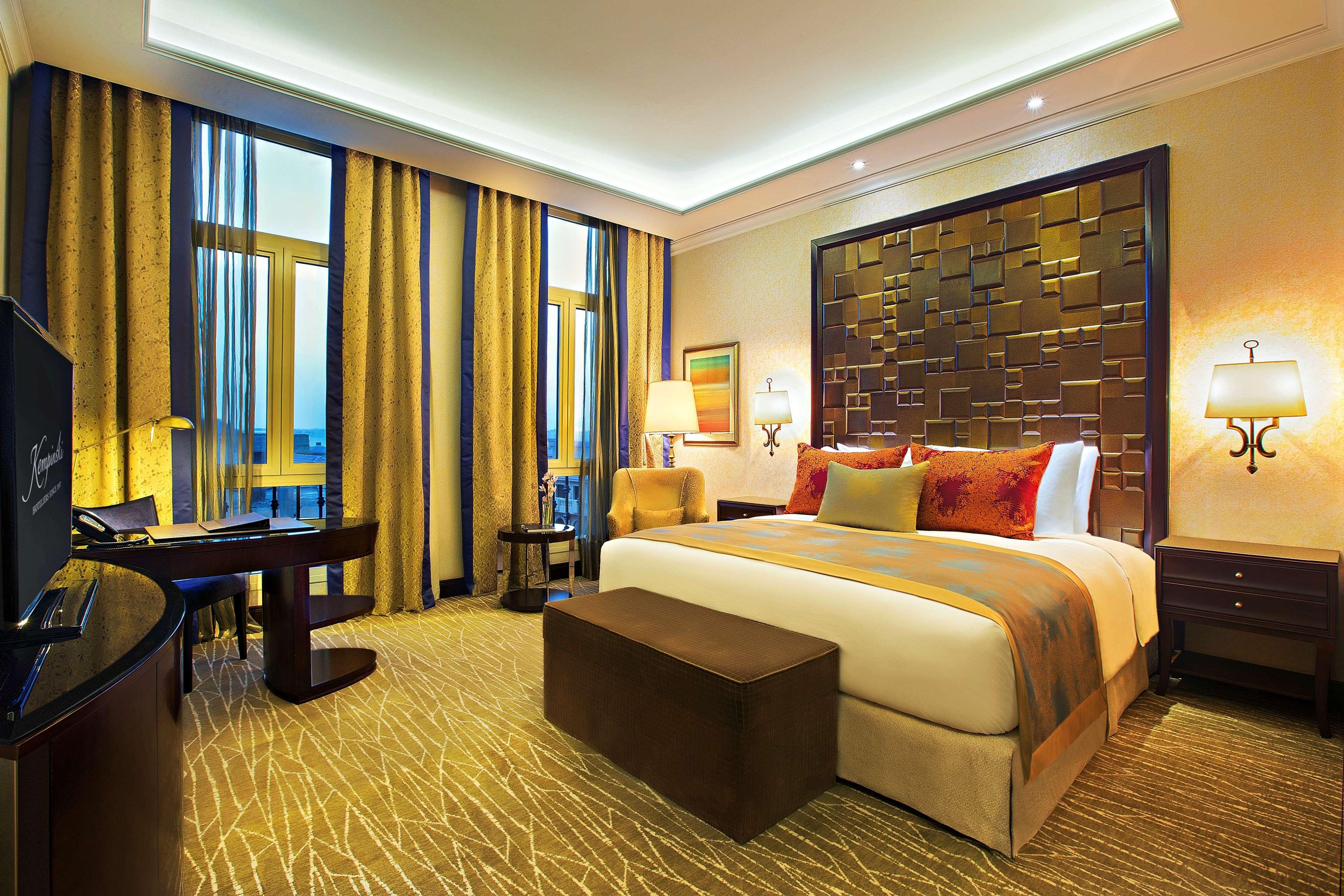开罗凯宾斯基御美心皇宫酒店 外观 照片 A bedroom at the hotel