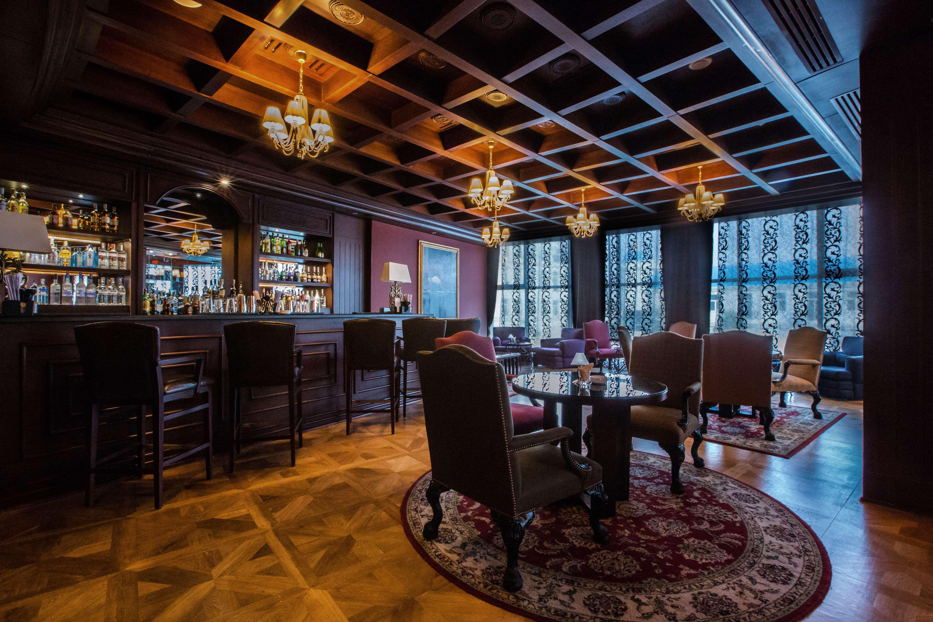 开罗凯宾斯基御美心皇宫酒店 外观 照片 The Bar